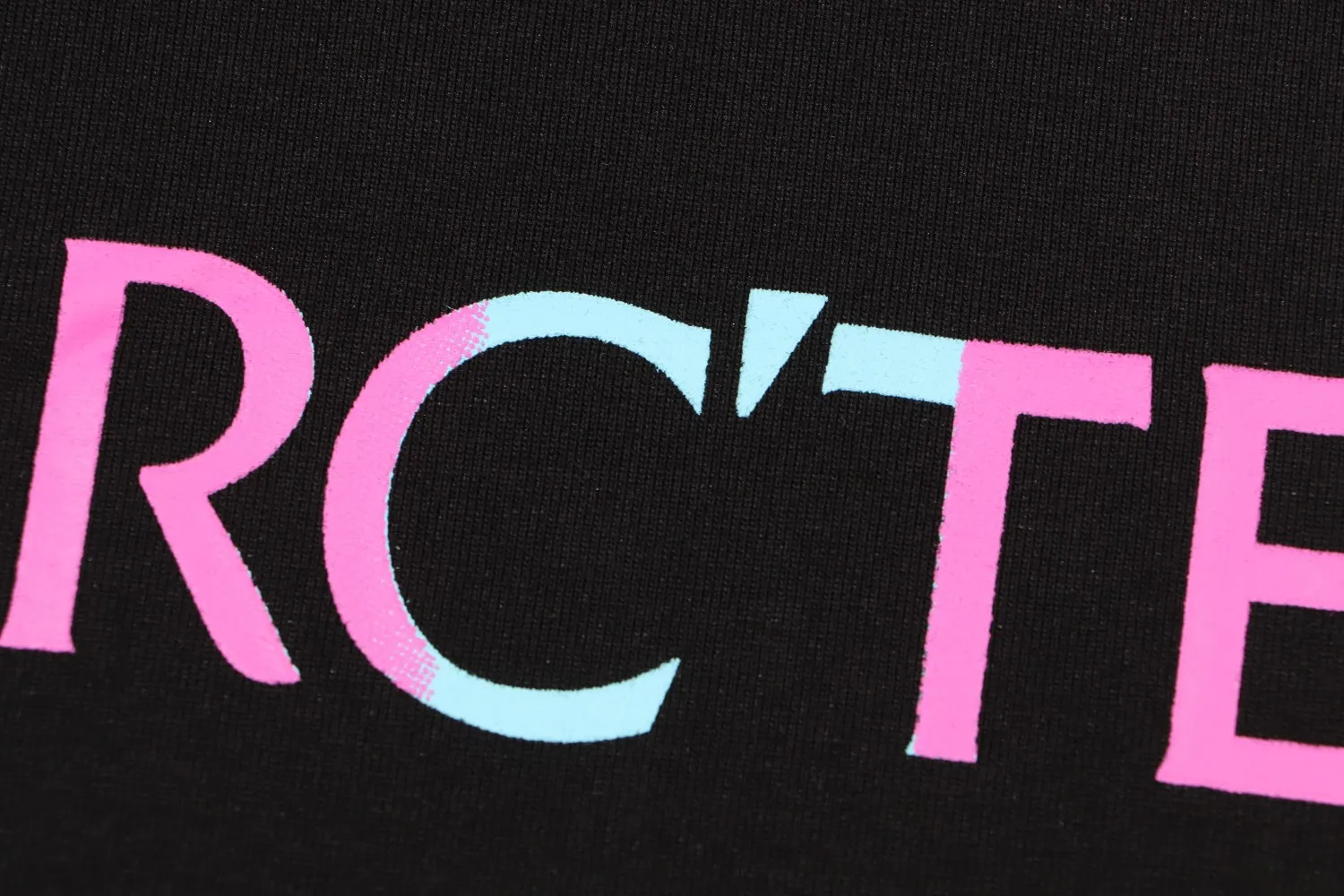Arc’teryx ARC 23SS T 60 ， g 。 Breathable， ， ， 。 logo ， 。 ， 。 ， ， ， ， 。 Size:XS-L